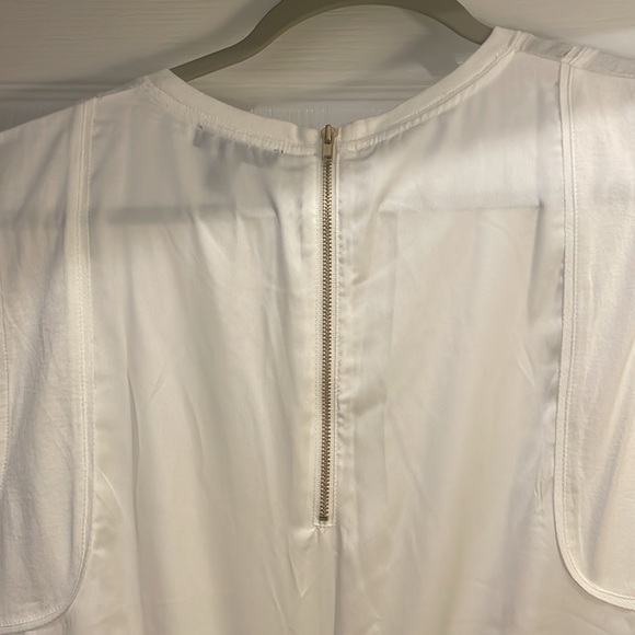 J Crew sleeveless top, back zipper, jaquard pattern on front - Picture 4 of 4